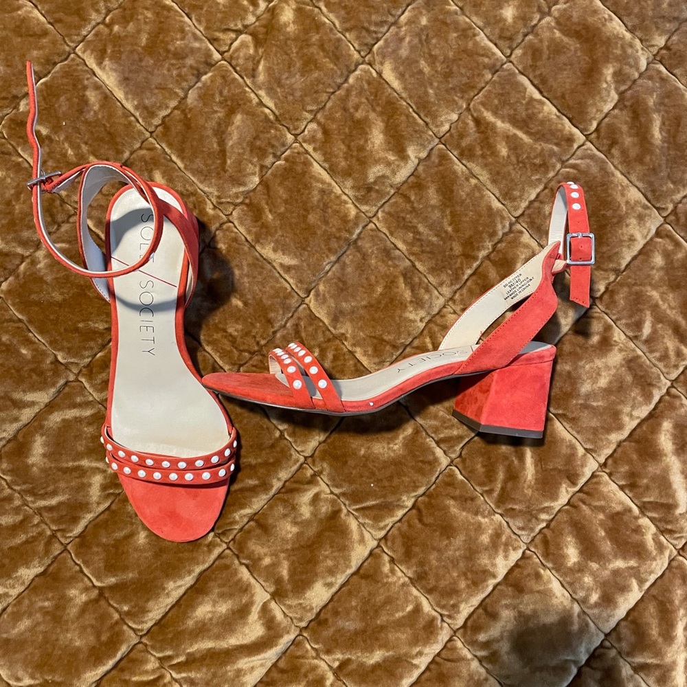 Brand new sole society sandals size 9